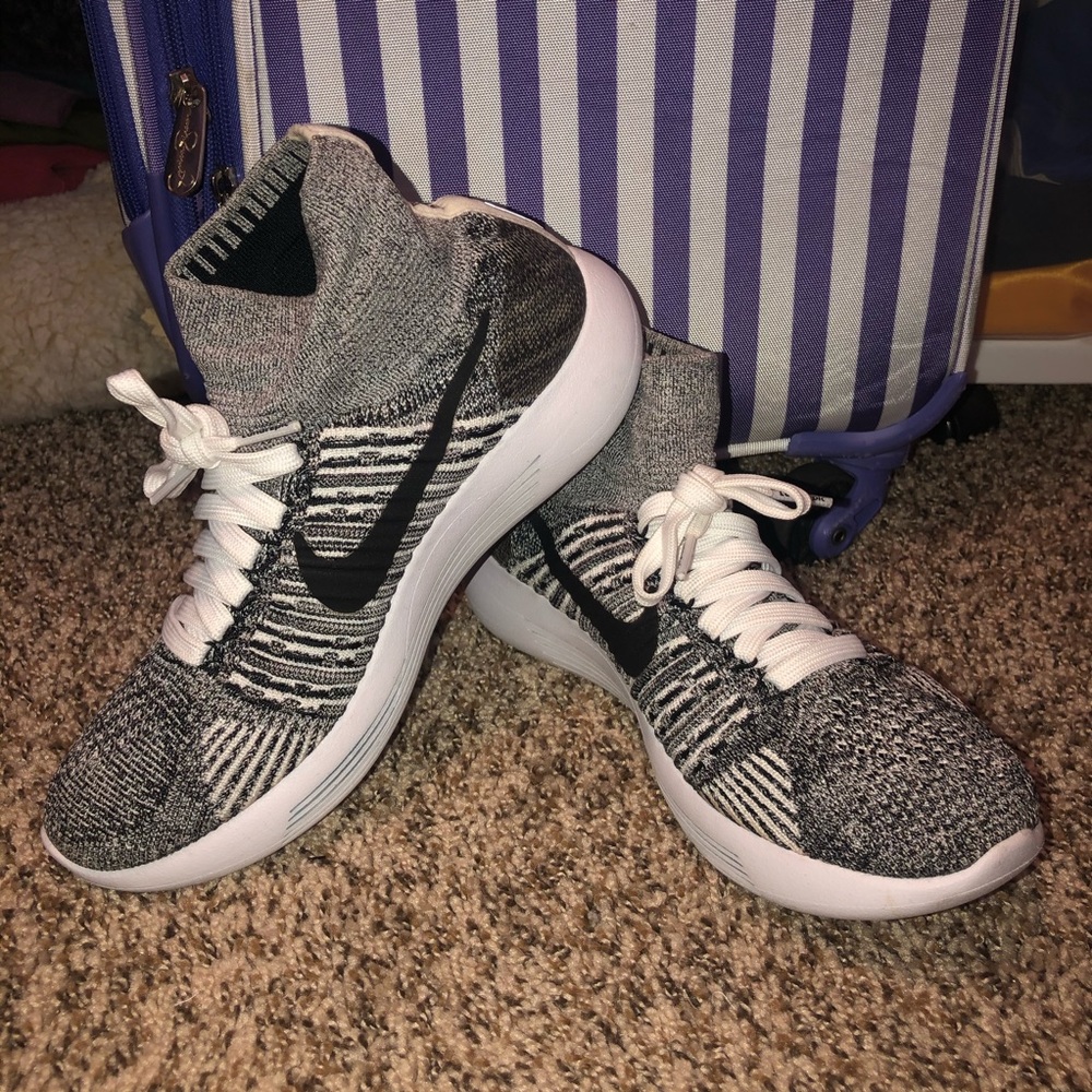 Nike Women’s shoes